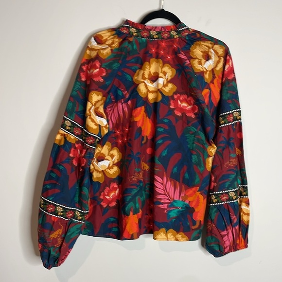 Farm Rio | Dark Floral V-Neck Poplin Blouse Size Large NWT - Picture 6 of 7